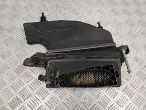 Mercedes Benz G-Class 463 (1990–2018) Luftfiltergehäuse A6420904301 - 3