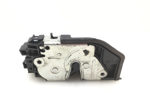 BMW 5 SERIES E60 (2003–2010) Front door lock 7154627 - 2