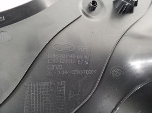 Ford Mustang Mach-E Mach-E (2020–2026) Tagumise toe sisekujundus LJ8BR31148BFW - 3