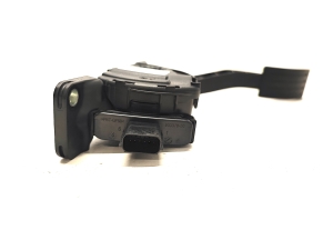 Ford Connect Tourneo (2013–2026) Gaasipedaal F1DC9F836AA - 3