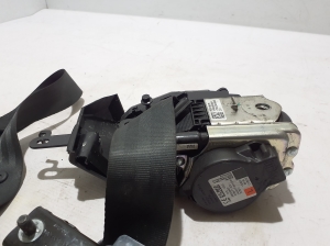 VOLVO XC60 (2017–2026) Sicherheitsgurt vorne 32149076 - 4