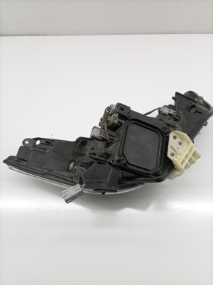 TOYOTA Prius W50 (2015–2020) Headlight and its parts KOITO4768 - 8