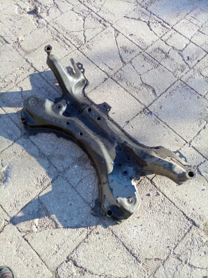 TOYOTA RAV 4 A4 (2012–2018) Eesmine alusraam 5120178010 - 5