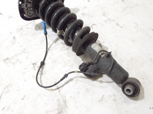 BMW X5 G05 (2018–2026) Stoßdämpfer hinten 6896442 - 3