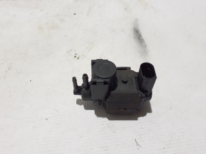 AUDI Q8 (2018–2026) Solenoid 06M906629 - 4