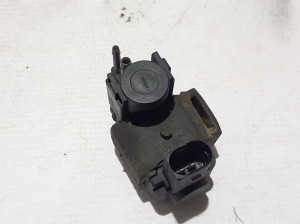 AUDI Q8 (2018–2026) Magnetventil 06M906629 - 3