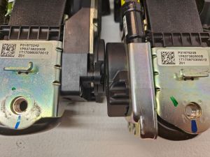 VOLVO V90 (2016–2026) Dashboard and its parts 31688125 - 2