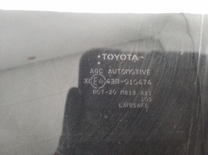 TOYOTA RAV 4 A5 (2019–2026) Priekšējo durvju stikls 6810242400 - 2