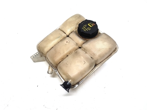   Coolant reservoir  - 8V618K218DE 