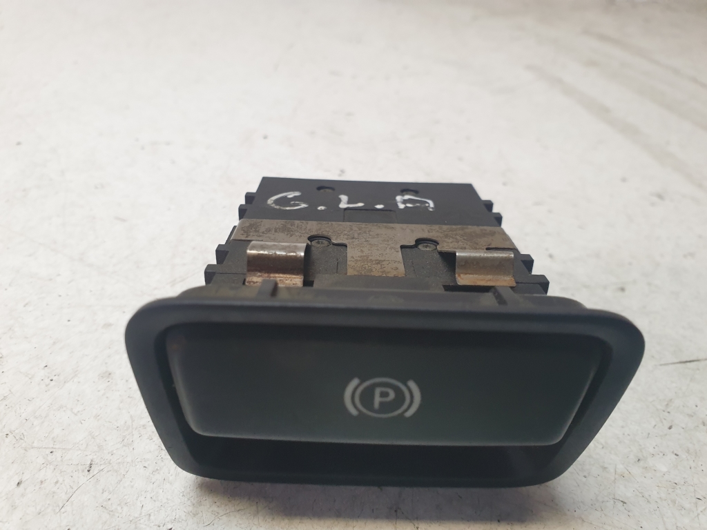 Mercedes Benz GLA-Class 156 (2013–2019) Parking brake switch A2469050451 Mercedes Benz GLA-Class 156 (2013–2019) Parking brake switch A2469050451