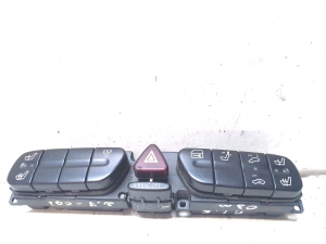 Mercedes Benz CLK-Class 209 (2002–2009) Hazard light switch A2038216658 - 4