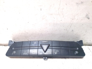 Mercedes Benz E-Class W211 (2002–2009) Avārijas signāla slēdzis A2118210558 - 4