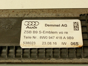 AUDI A4 B9 (2015–2026) Inner sill trim 8w0947418a - 3