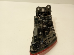 AUDI A4 B9 (2015–2026) Eckleuchte hinten 8w9945092 - 3