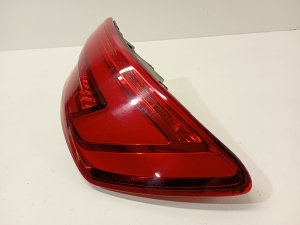 AUDI A4 B9 (2015–2026) Eckleuchte hinten 8w9945092 - 4