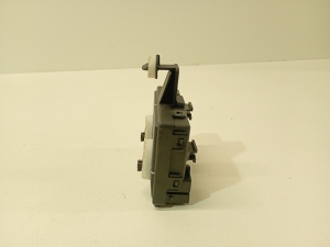 AUDI A4 B9 (2015–2026) Esiukse juhtplokk 8w0959593g - 3