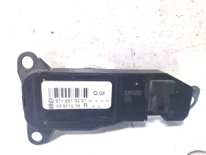 Mercedes Benz E-Class W211 (2002–2009) Mirror control switch A2118213051 - 2