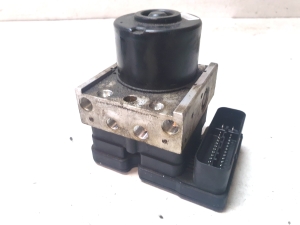 Opel Zafira B (2005–2014) ABS unit 13157576 - 2