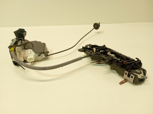 AUDI A4 B9 (2015–2026) Esiukse lukk 8x2837016b - 2
