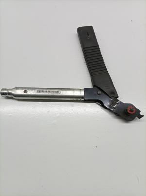  Priekšējā sēdekļa drošības jostas sprādze  - 888312W200 