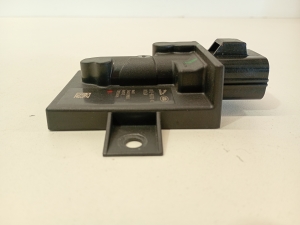   Fuel pump control module  - fk729d370ac 
