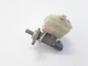 VOLVO XC90 (2002–2014) Brake master cylinder 8646008 - 3