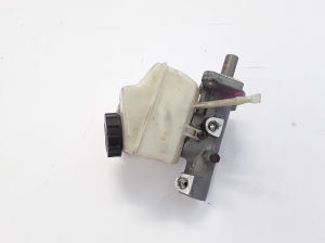 VOLVO XC90 (2002–2014) Brake master cylinder 8646008 - 4