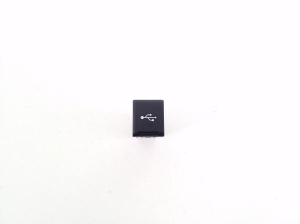 USB port - 8619042030