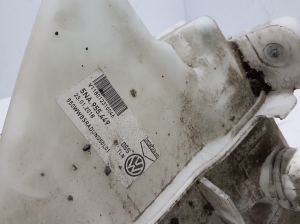 Skoda Kodiaq (2017–2026) Front washer fluid reservoir 5NA955449 - 4