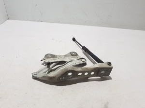 Skoda Kodiaq (2017–2026) Hood hinge 565823302 - 4