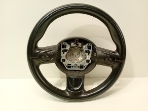 Steering wheel - 679137802