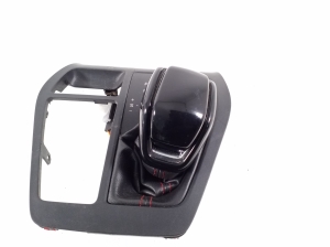TOYOTA RAV 4 A5 (2019–2026) Ātrumkārbas sviras apdare 5880442460 - 4