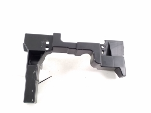   Sonstiger Halter  - 5898542060 