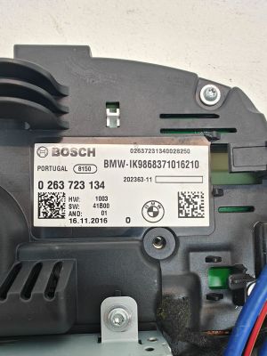 BMW 7 SERIJA G11 (2015–2026) Mērinstrumentu panelis 0263723134 - 3