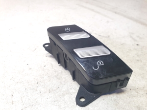 Mercedes Benz S-Class 221 (2005–2013) Door lock/unlock switch A2218210151 - 3