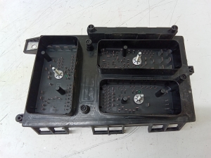 Opel Astra H (2004–2010) Fuse boxes 13206752 - 3