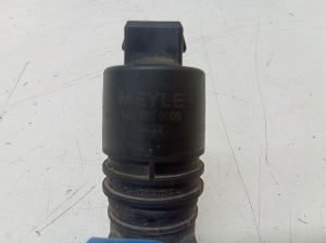Opel Astra H (2004–2010) Motor für Frontscheibenwaschanlage 1009550005 - 2