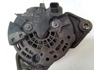 Opel Astra H (2004–2010) Lichtmaschine 13222930 - 2