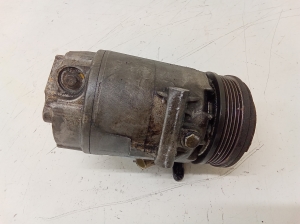 Opel Astra H (2004–2010) Konditsioneeri kompressor 13124749 - 3