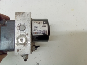 Opel Astra H (2004–2010) ABS unit 13157576 - 2