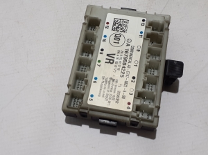 Mercedes Benz GLE-Class 167 (2019–2026) Front door control unit A1679004225 - 2