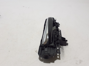 Mercedes Benz GLE-Class 167 (2019–2026) Front door external opening handle and its details - 4