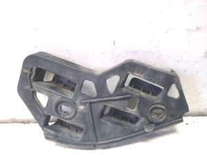 Volkswagen Polo IV (2001–2009) Priekšējā bampera kronšteins 6Q0807183A - 2