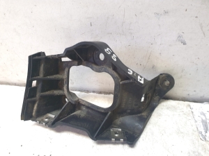 Front fender bracket - 4B0853921B