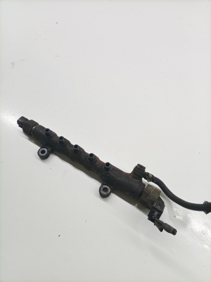 TOYOTA RAV 4 A4 (2012–2018) Kõrgsurve kütusetoru 238100R041 - 2