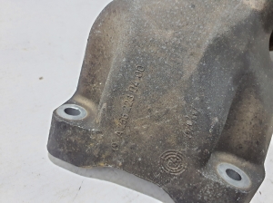 Mercedes Benz GLE-Class 167 (2019–2026) Engine bracket A2562230400 - 2