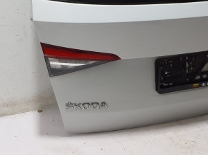 Skoda Kodiaq (2017–2026) Trunk lid 565827025C - 5