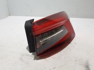 Skoda Kodiaq (2017–2026) Eckleuchte hinten 565945208A - 7