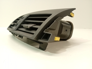 TOYOTA RAV 4 A3 (2005–2012) Interior ventilation grilles 5566342010 - 2