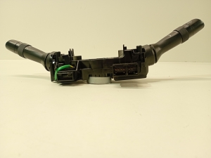 TOYOTA RAV 4 A3 (2005–2012) Slēdzis un tā detaļas 4211117f534 - 3